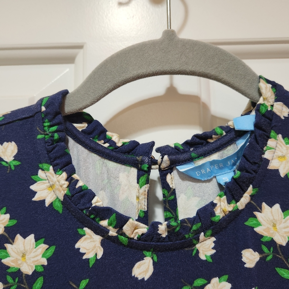 Draper James Kitty knit dress, navy magnolia print, small, NWT - Picture 5 of 9